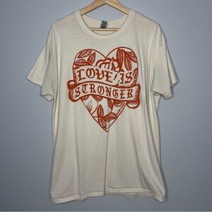 New Song Christian band graphic Love Is‎ Stronger tee t shirt size Large Lg